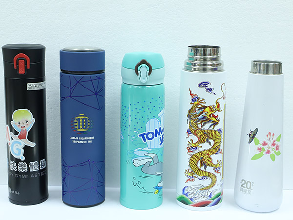 永康保溫杯彩印機(jī)-永康保溫杯印刷機(jī)(圖1) 永康保溫杯彩印機(jī)-永康保溫杯印刷機(jī)(圖1)